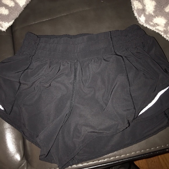 Lululemon - Picture 8 of 12